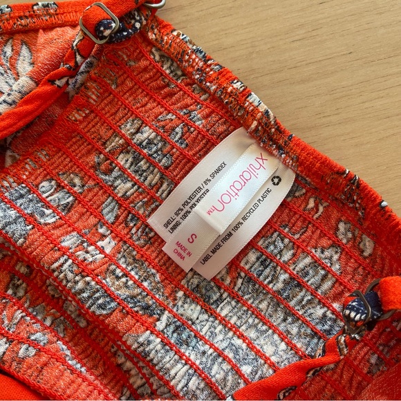 NWOT Floral tie romper - Picture 6 of 6